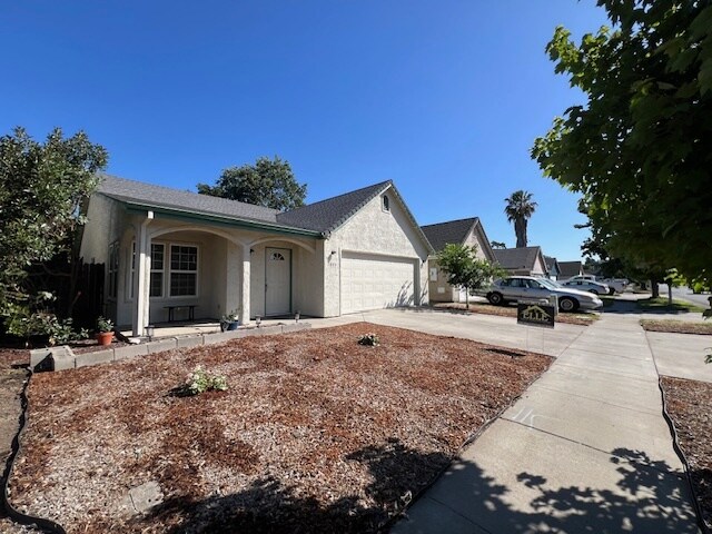 Building Photo - 1057 Windsor Way