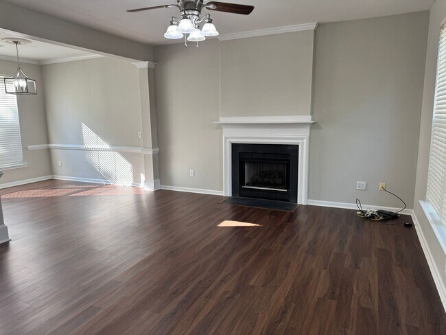 Building Photo - 3820 Windstream Way