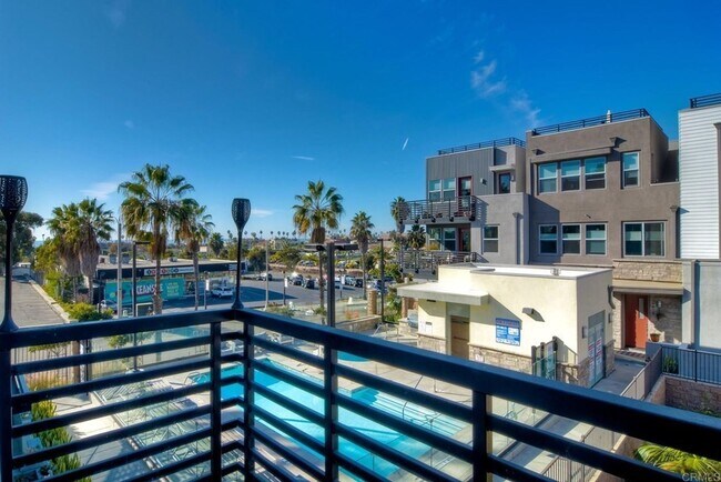 Building Photo - Downtown Oceanside Condo with pool and roo...