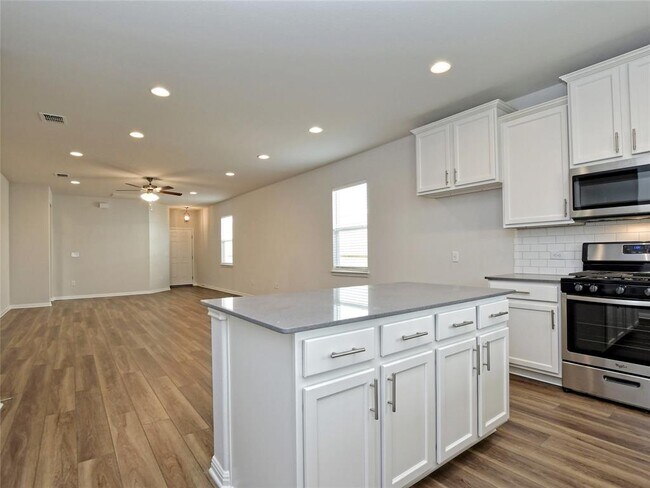Building Photo - 6402 Arden Fls Dr