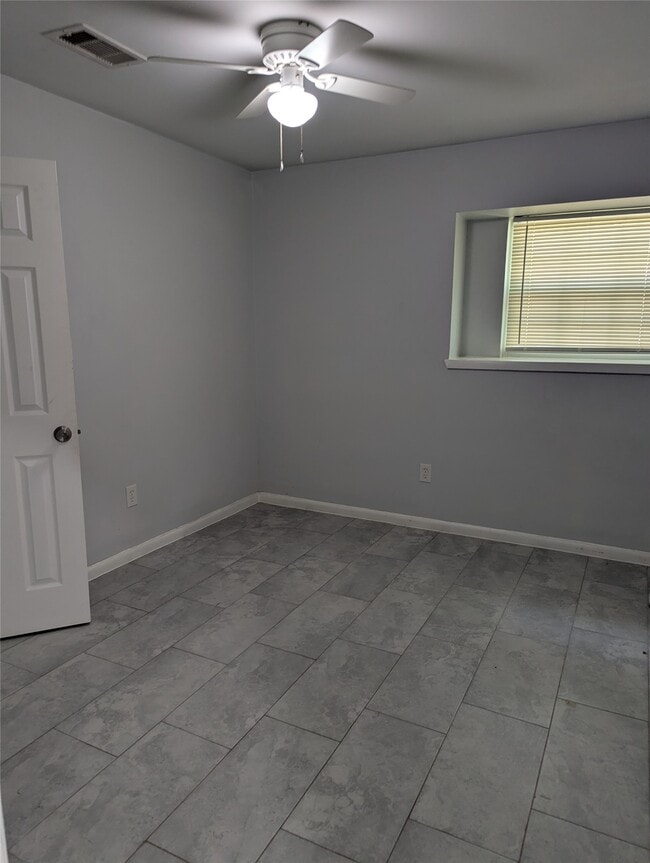 Building Photo - 5737 Alvarado Dr