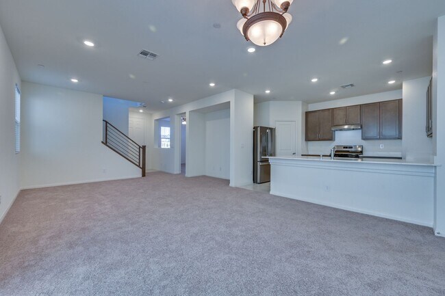 Building Photo - New House!!! Inspirada!!! Across from future Community Pool/Park!!! Tankless water heater!!