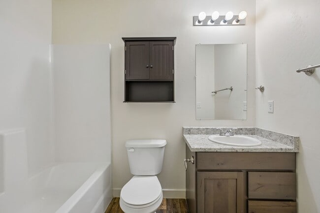 Building Photo - 734 E 500 S
