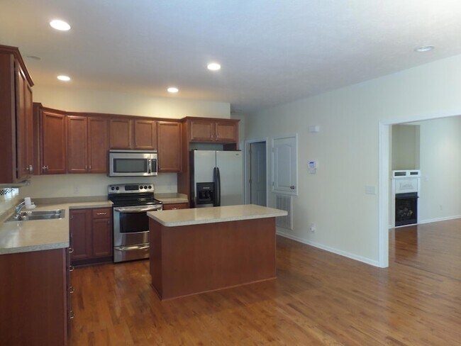 Building Photo - 9 Remington Ln