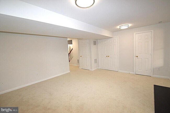 Building Photo - 13510 Nickleback Ct