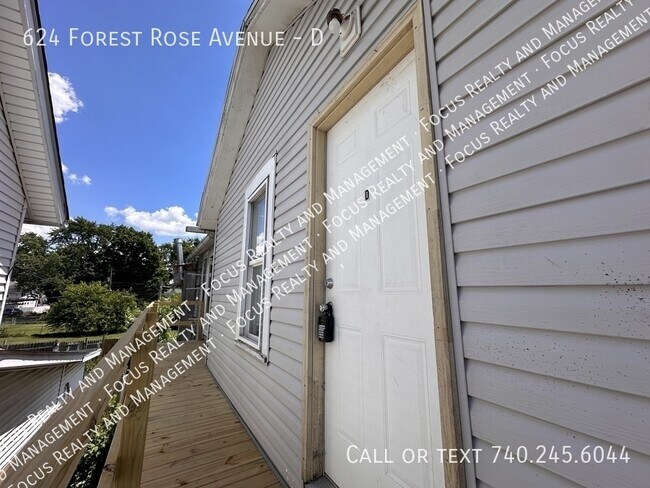 Building Photo - 624 Forest Rose Ave