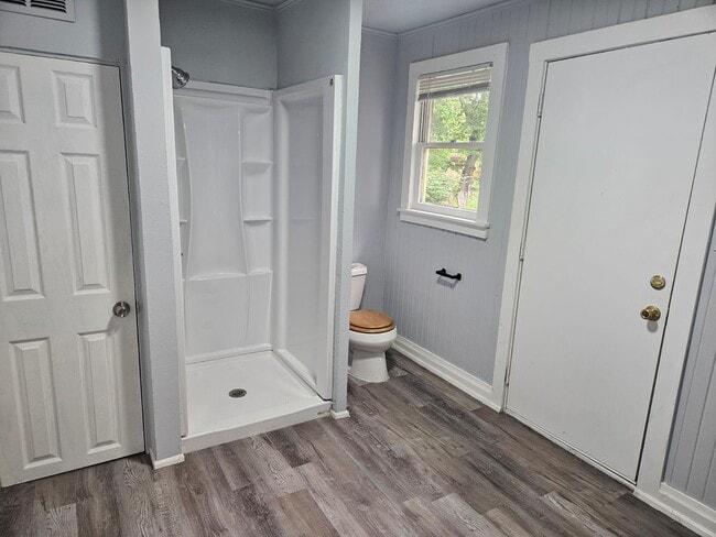 Building Photo - 209 NW Arlington Ave