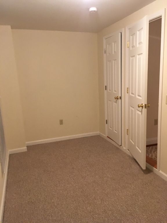 Building Photo - 1313 East Walnut