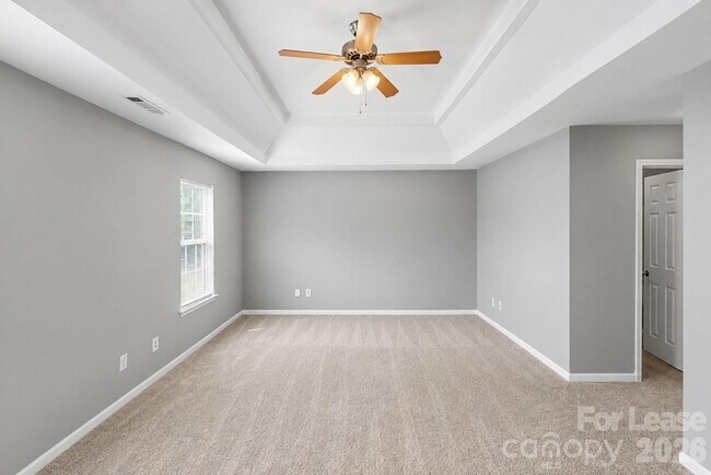 Building Photo - 10521 Barvas St