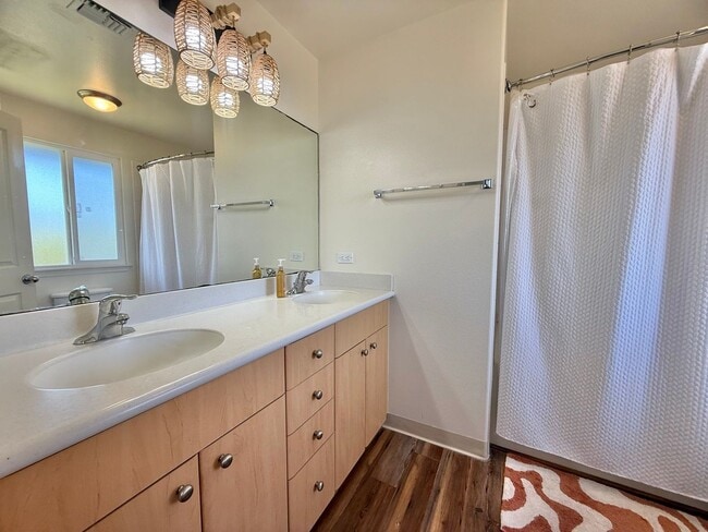 Building Photo - Partially Furnished 3 Bedroom / 2.5 Bathroom Townhome for Rent in Iliahi at Kehalani!