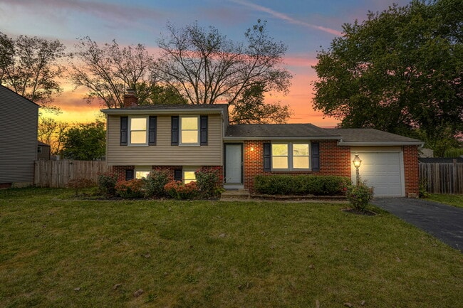 Primary Photo - 651 Dovalon Pl