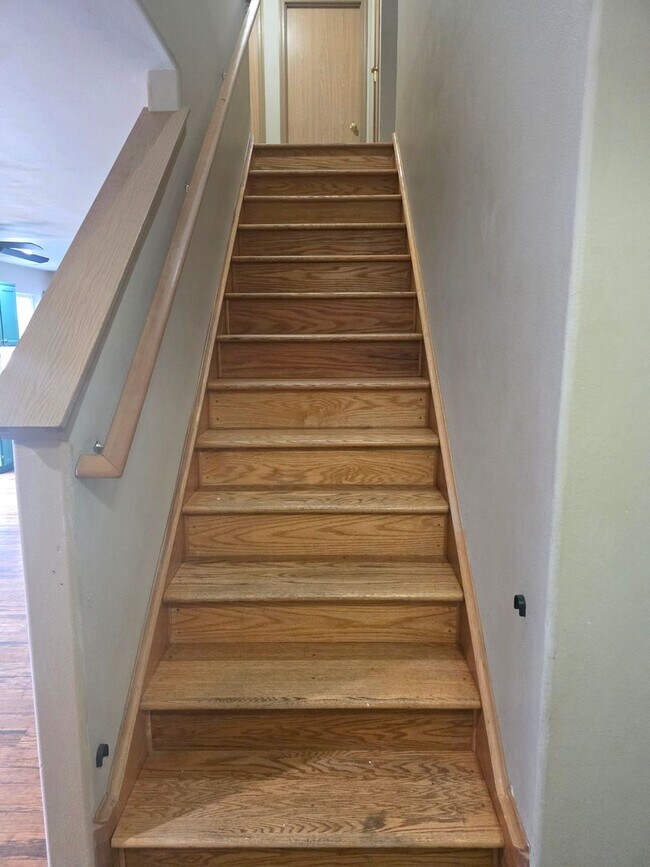 Building Photo - Gated Community