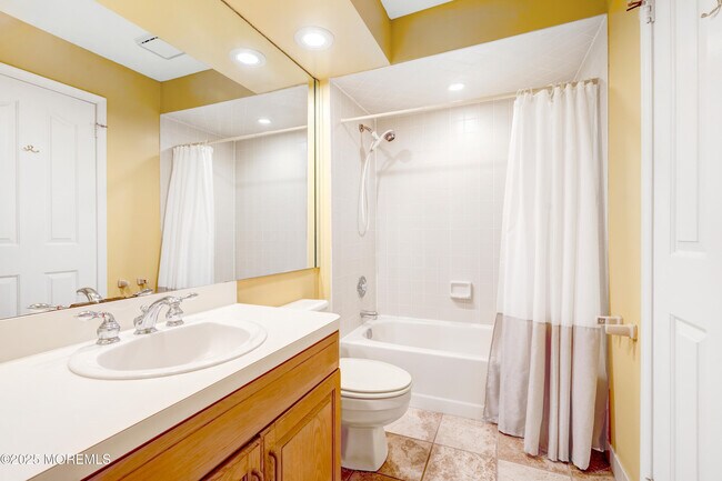 Building Photo - 85 E Water St