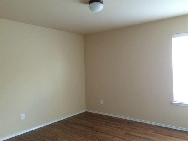 Building Photo - 7129 Derbyshire Dr