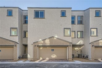 Building Photo - 3549 Reserve Ct