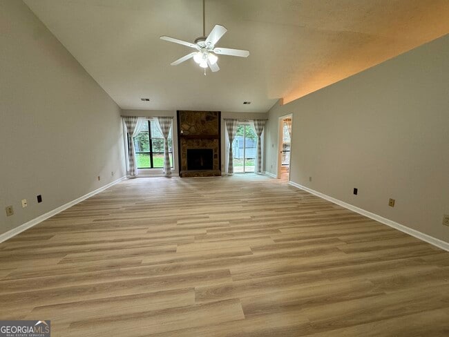 Building Photo - 125 Colony Run