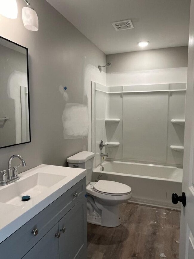 Building Photo - Shelby Park 3 bed 1.5 bath New Construction !