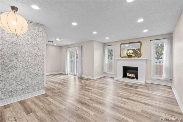 Building Photo - 2754 S Kenton Ct