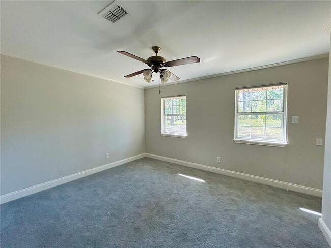 Building Photo - 11842 Deep Woods Dr