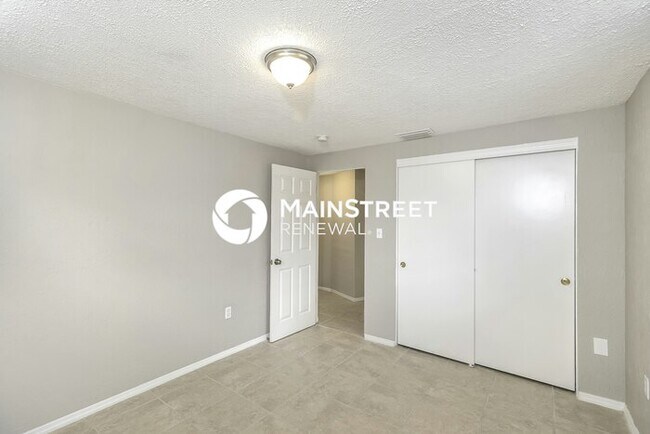 Building Photo - 3 Bedroom Pet-Friendly Home in Venice, FL ...