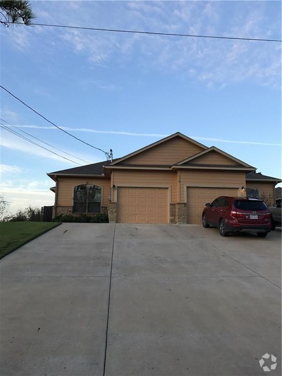 Building Photo - 118 Pahala Ct