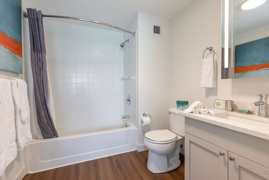 Building Photo - 350 Third Street-SI FL8-ID1050399P