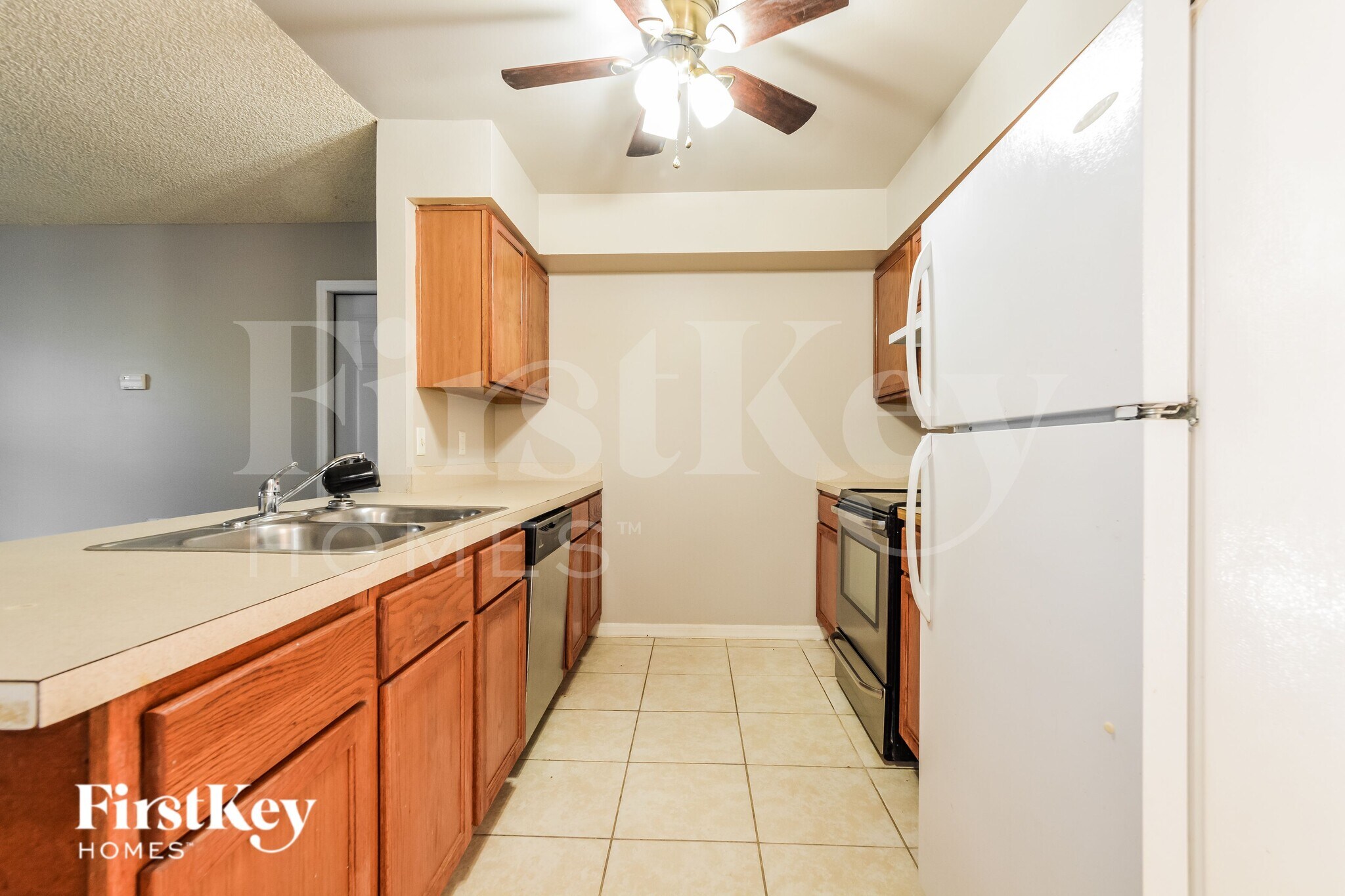 Building Photo - 2175 Carriage Pointe Loop