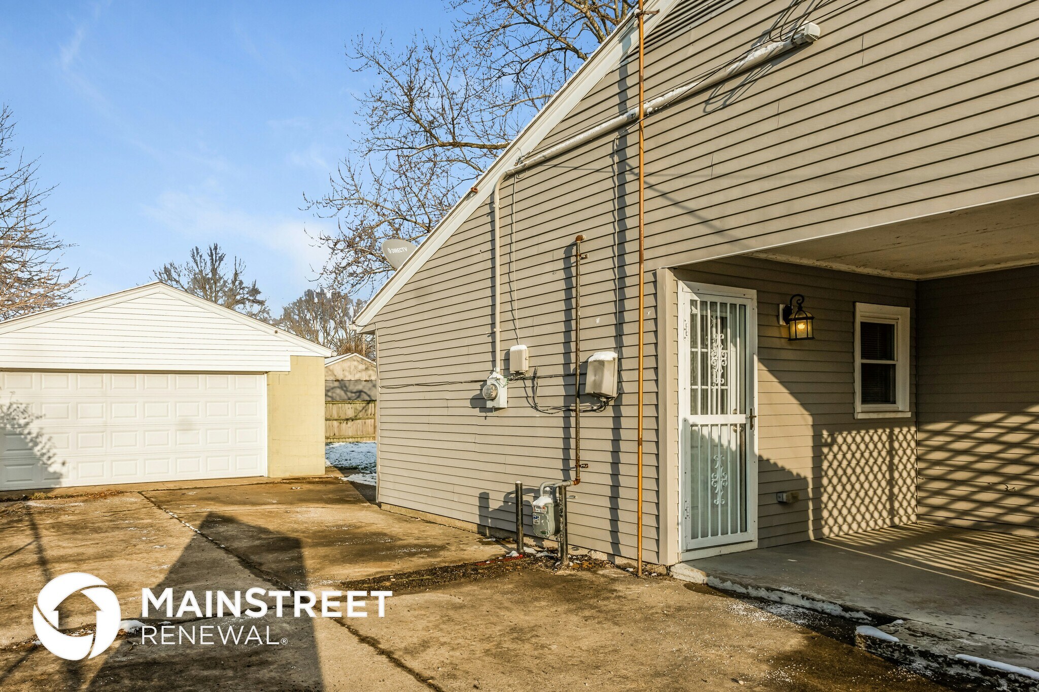 Building Photo - 7111 Nathan Hale Way
