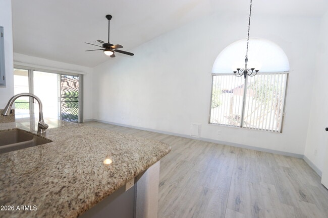 Building Photo - 4308 E Princeton Ave