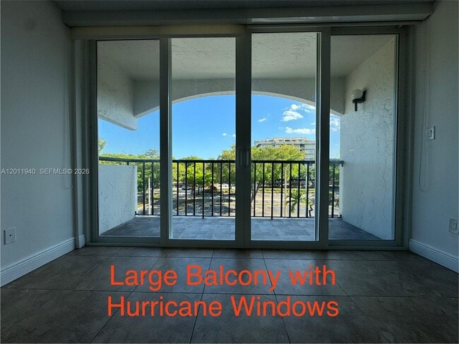 Building Photo - 2160 SW 16th Ave