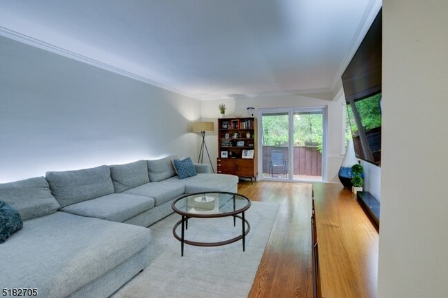 Building Photo - 78 Canterbury Rd