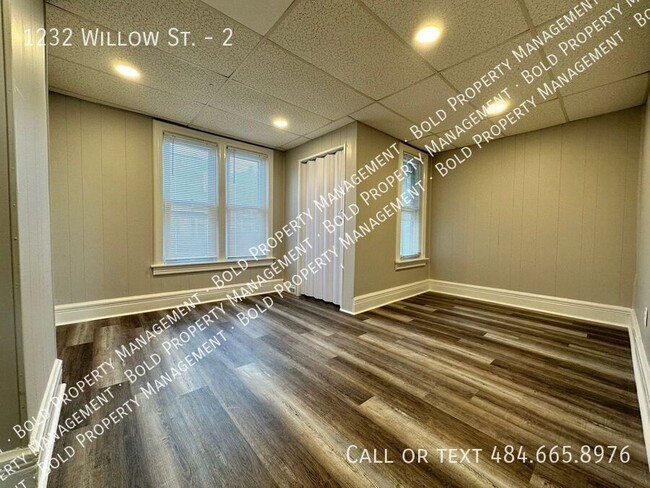 Building Photo - 1232 Willow St