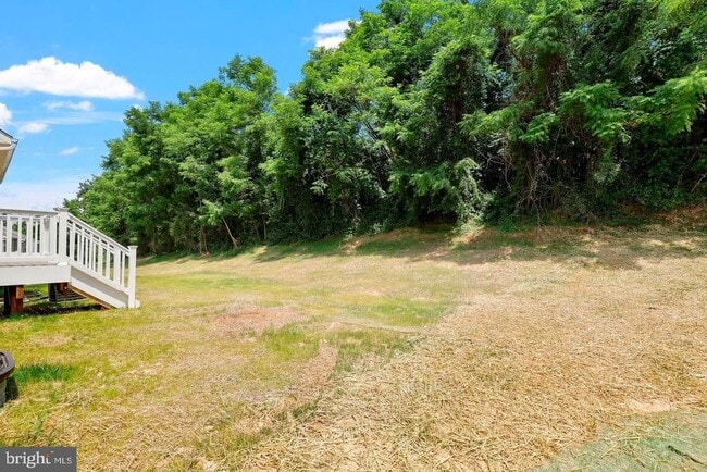 Building Photo - 113 Trails Way