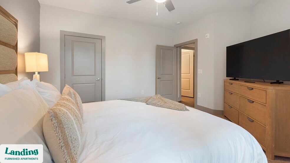 Building Photo - 404 Gallop Ln