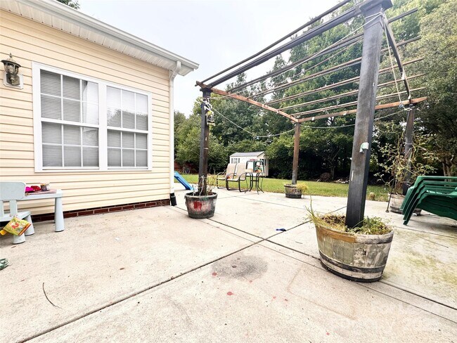 Building Photo - 11028 Huntington Meadow Ln