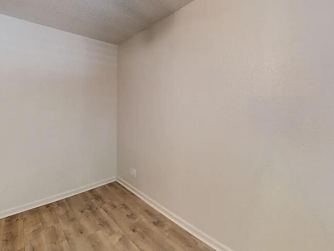 Building Photo - 6314 N Barcus Ave