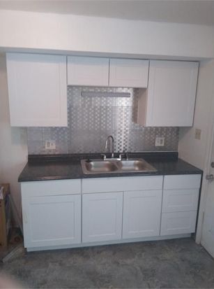 Kitchen 2 - 2349 Linden Ave