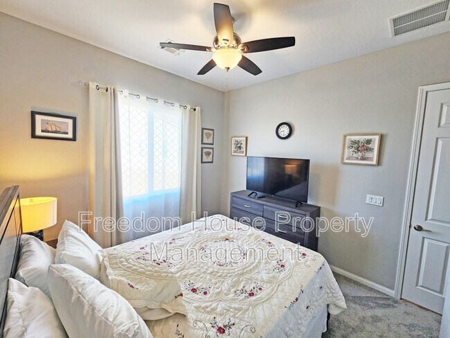 Building Photo - 4901 Fairwood Ct