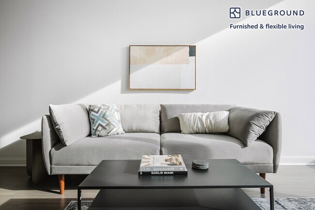 Building Photo - 500 N Lake Shore Dr