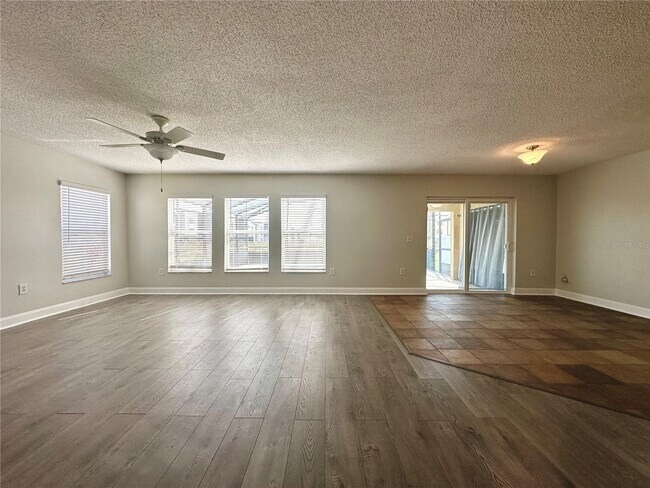 Building Photo - 224 Rona Ln