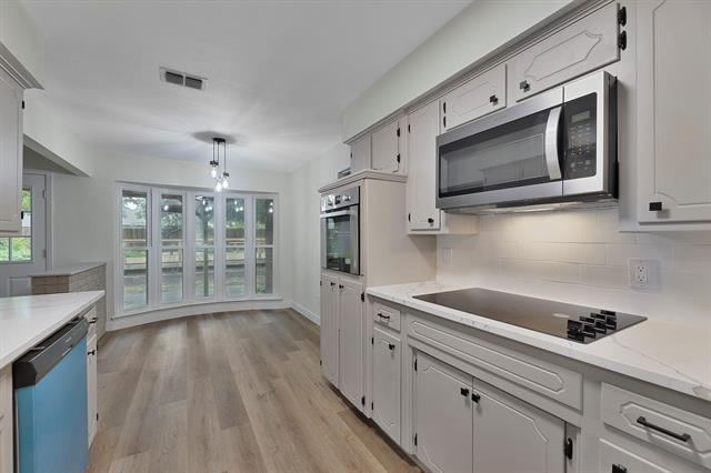 Building Photo - 5622 Woodhollow Dr