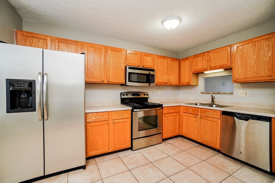 Building Photo - 2965 Brookwell Dr