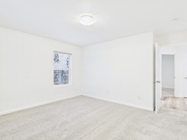 Building Photo - 3905 Tanada Rd