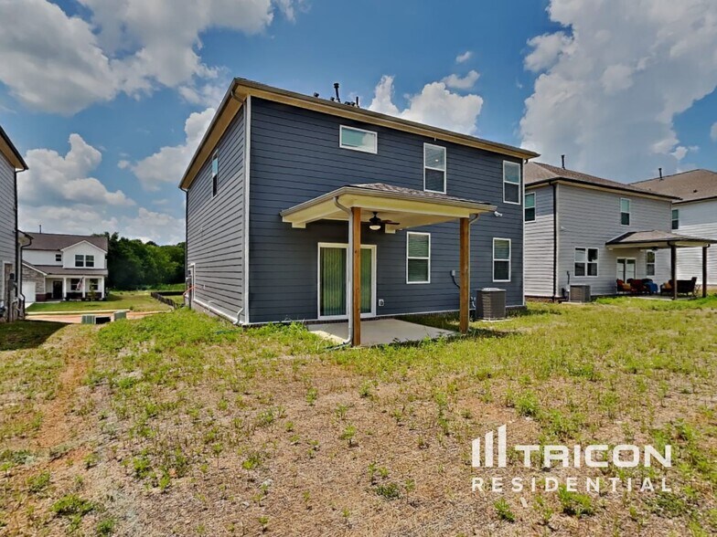 Building Photo - 176 Millbrook Dr