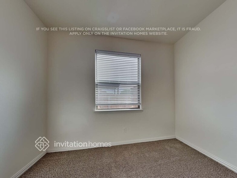 Building Photo - 1600 Quail Grove Dr