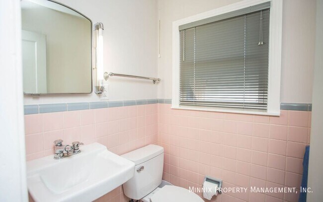 Building Photo - 3212 36th St