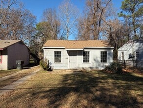 Building Photo - 3 Bedroom Caddo Heights Home