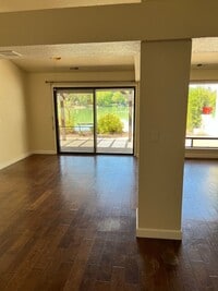 Building Photo - Stunning Views! Lake front 3 bed/2ba Home in Stonegate Community!