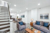 Building Photo - 5540 Harmer St