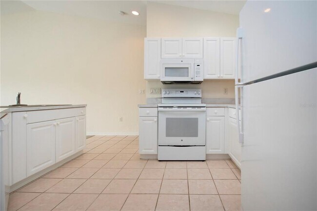 Building Photo - 7117 Strand Cir